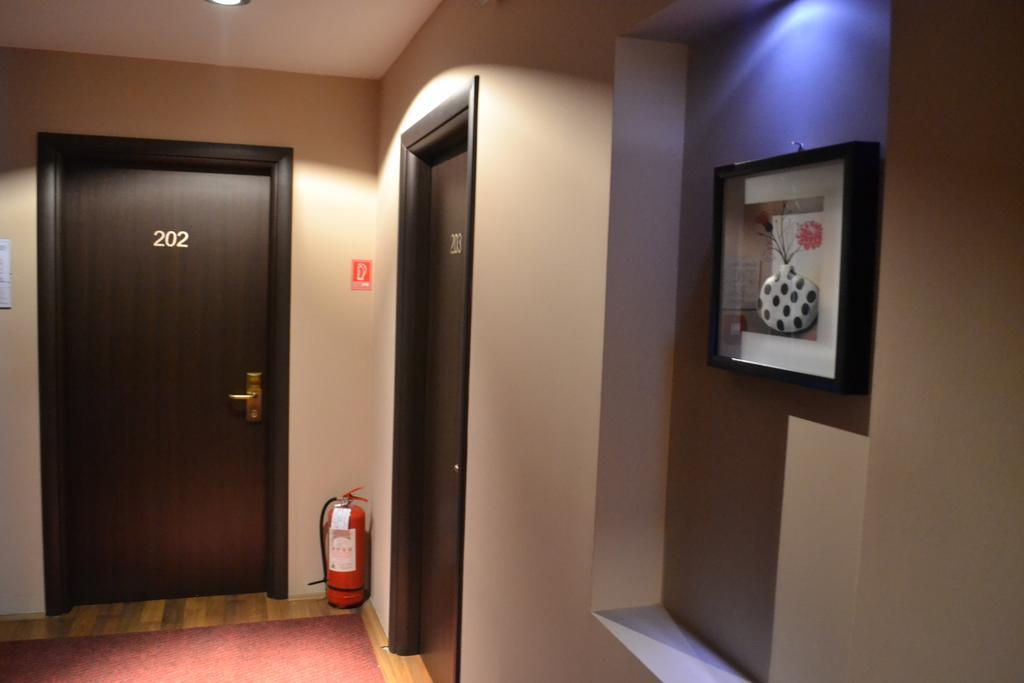 Hotel Dolce International สโกเปีย ภายนอก รูปภาพ
