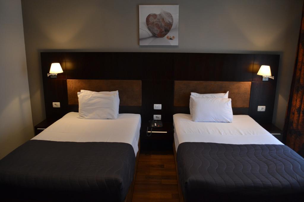 Hotel Dolce International สโกเปีย ภายนอก รูปภาพ