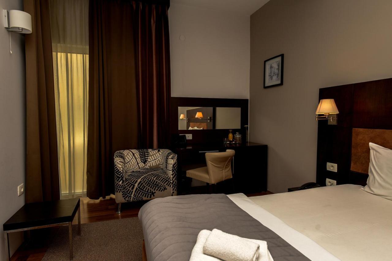 Hotel Dolce International สโกเปีย ภายนอก รูปภาพ
